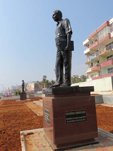 a statue of Sri Sri at the Bay of Bengal in Visakhapatnam, India 20150112, Copyright © 201602018 Janet Kuypers