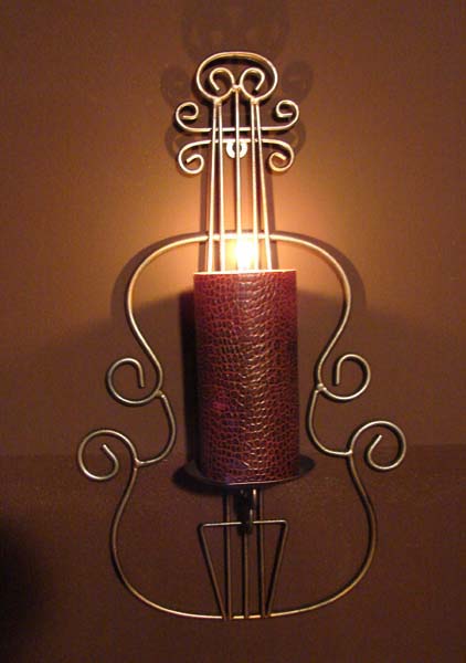 violin candle holder, copyright 2007-2016 Janet Kuypers