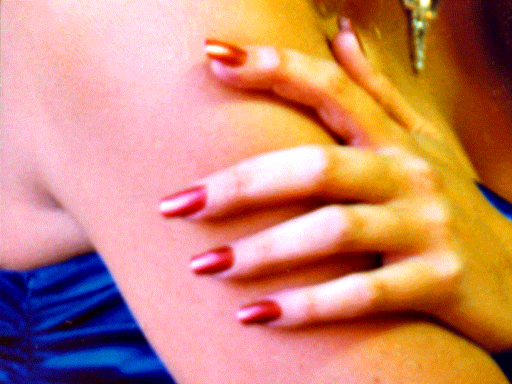 nails in portrait with blue dress