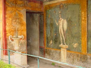 Pompeii image copyright ©2003-2017 Janet Kuypers