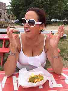Janet eats a vegetarian Chicago Hot Dog 20150726