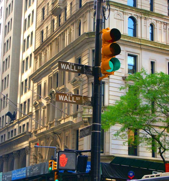 20111026NY186WallStSign