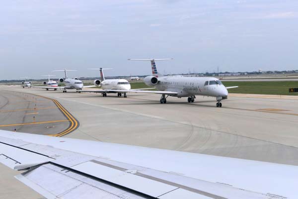 20170827chi145planes-line
